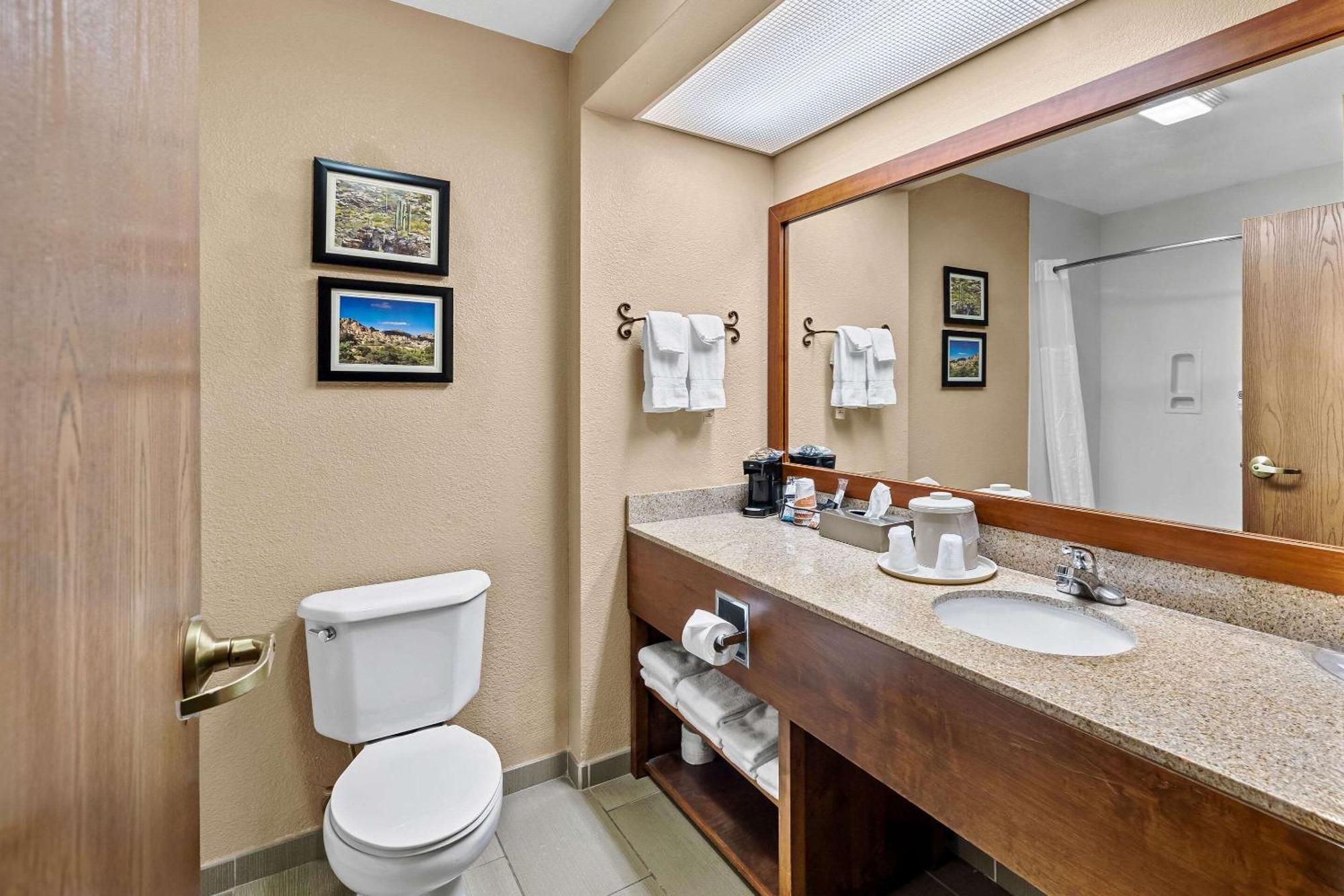 Comfort Inn Benson Near Kartchner Caverns Extérieur photo